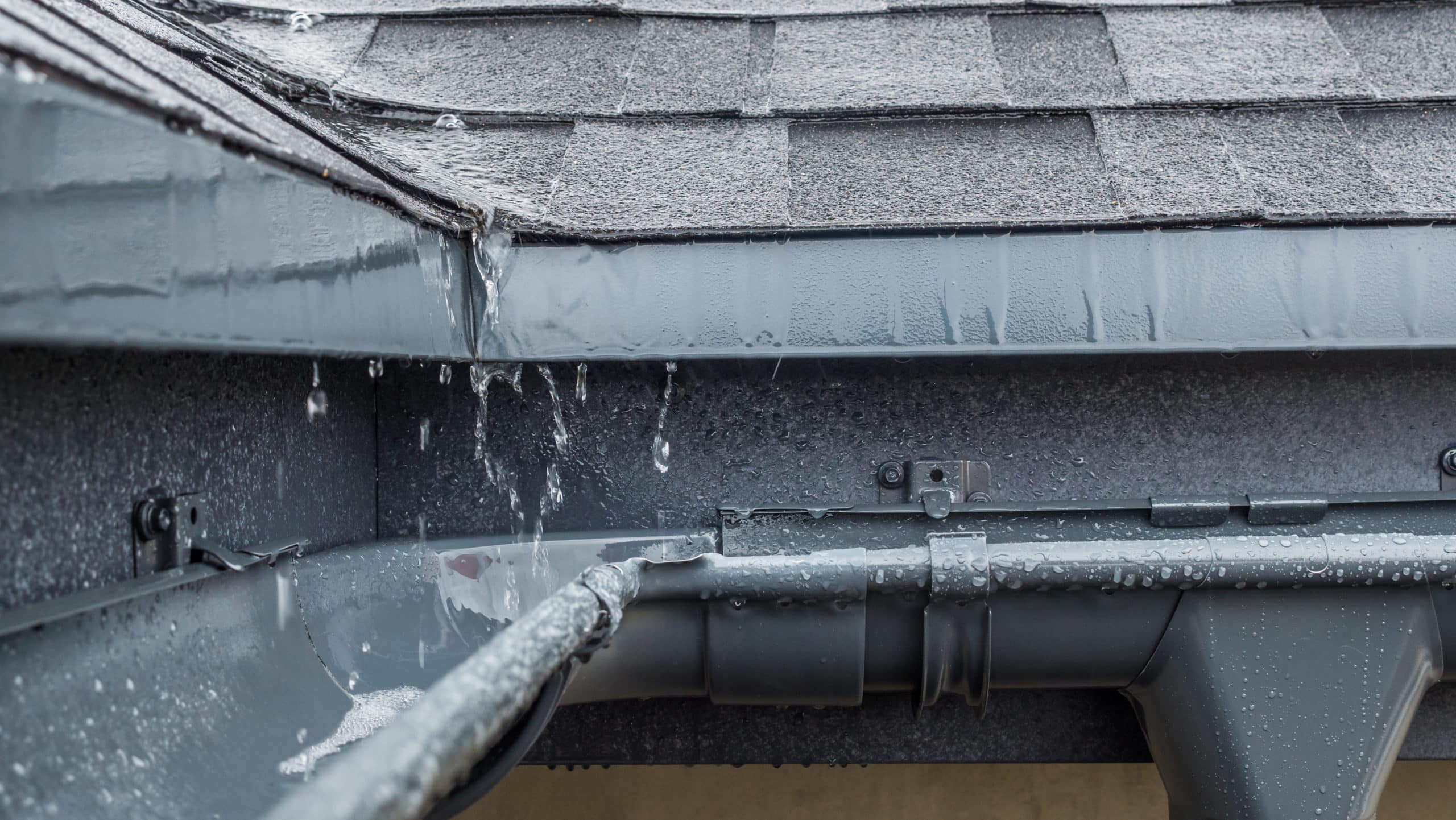 Reasons for Roof Leaks in Peoria Illinois