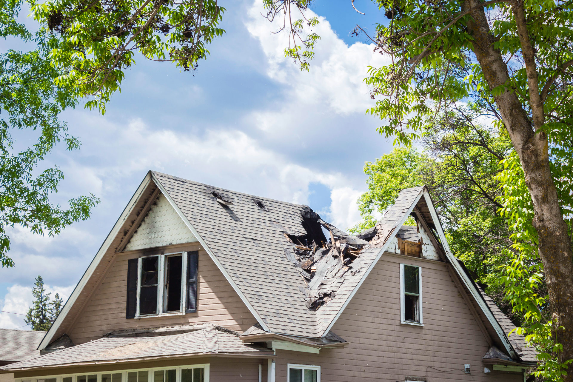 Storm Damage to Roofing in Central Illinois: